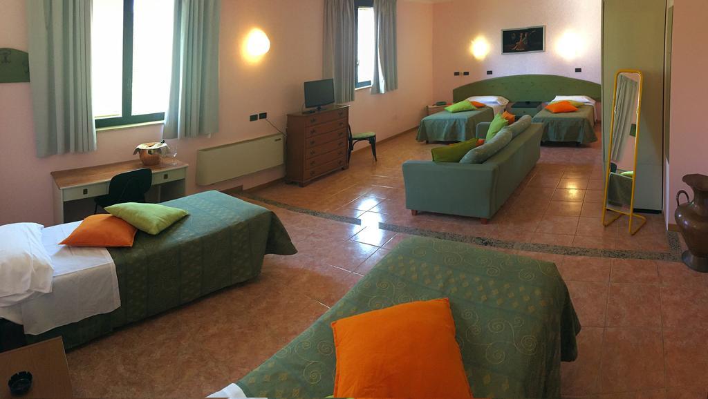 Hotel Salus Sant'Andrea Bagni Exterior foto