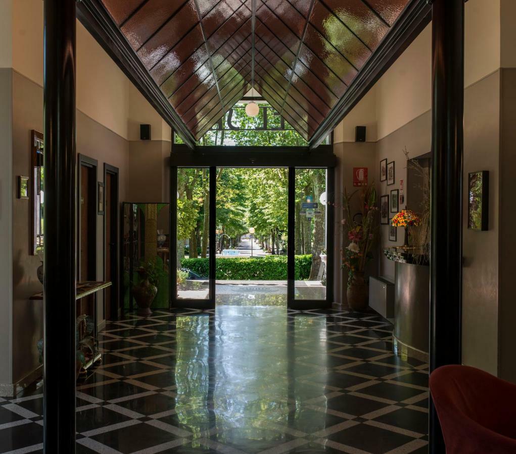 Hotel Salus Sant'Andrea Bagni Exterior foto